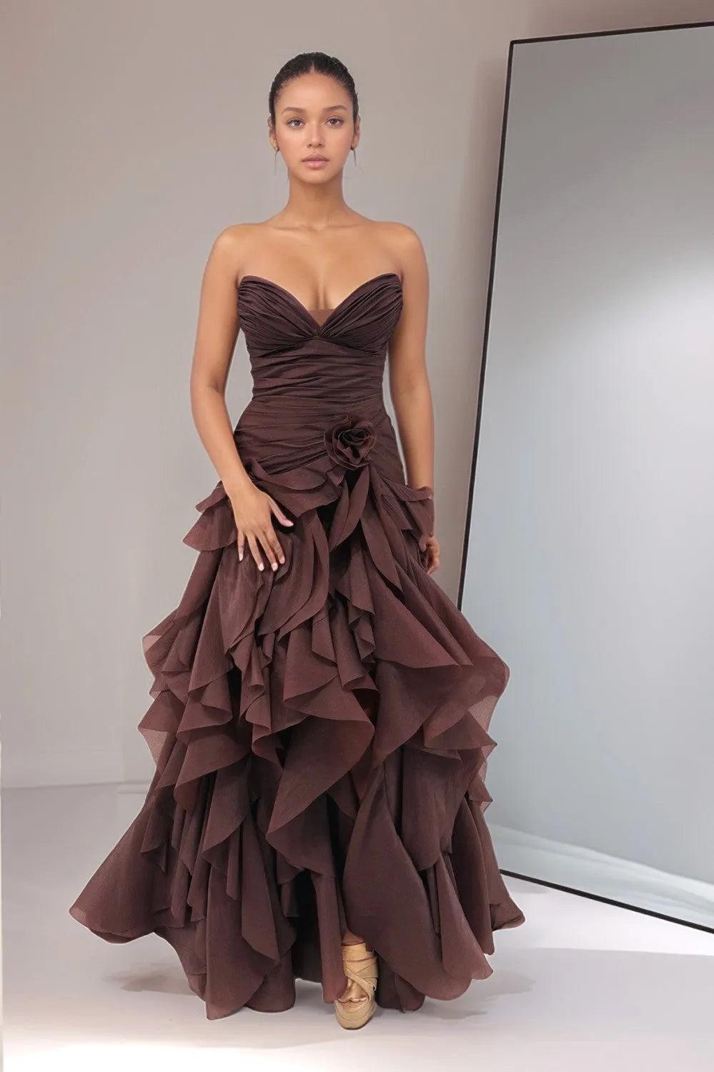 Chic Ball Gown Sweetheart Neck Strapless Zipper Back Long Prom Dresses