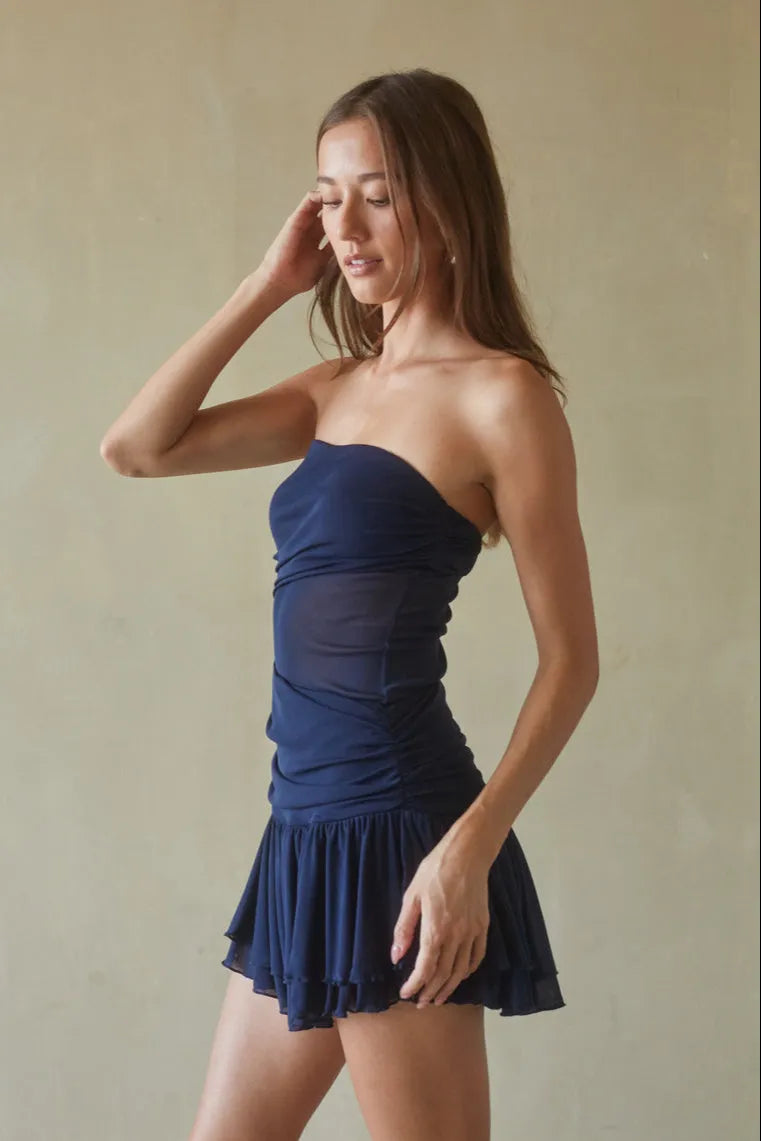 Chic Sheath Sweetheart Strapless Sleeveless Open Back Mini Homecoming Dresses