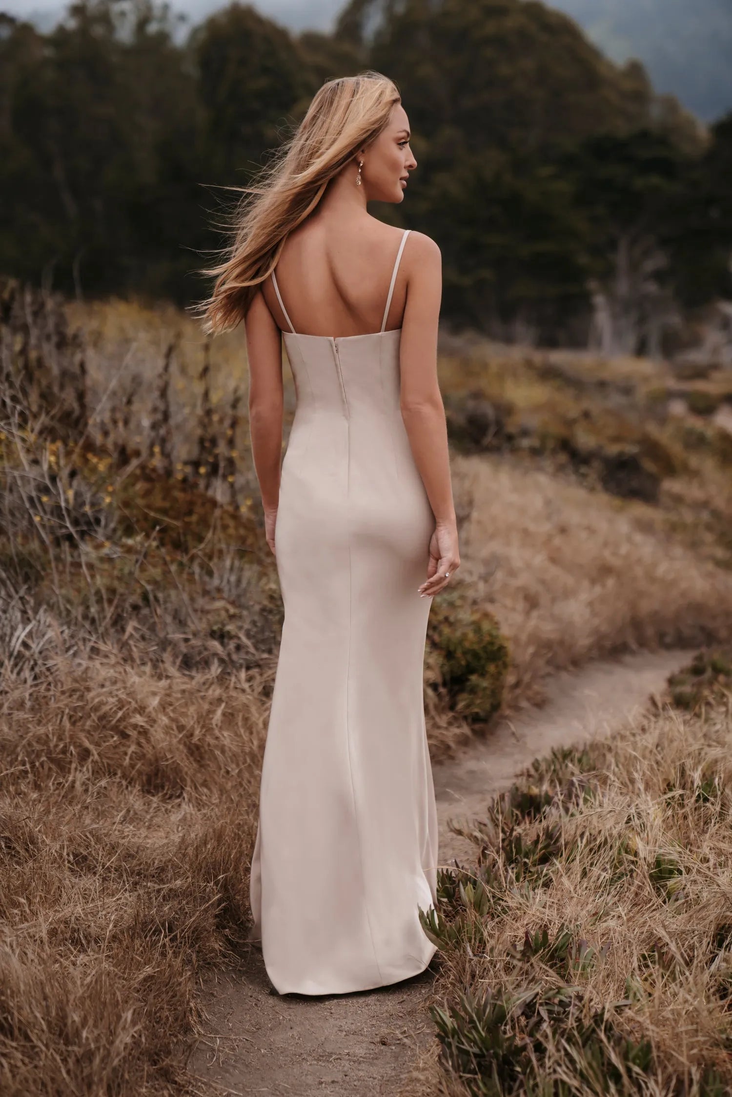 Chic Trumpet Square Neck Spaghetti-Strap Zip Back Long Bridesmaid Dresses