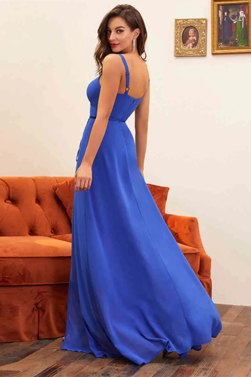 Elegant A-Line Spaghetti-Strap Keyhole Back Floor-Length Evening Dresses