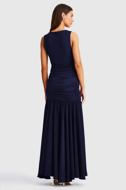 Elegant Trumpet V-Neck Sleeveless Ruched Zipper Back Long Prom Dresses