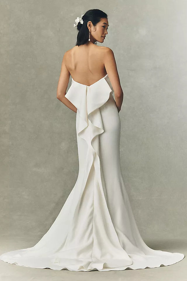 Modern Mermaid Strapless Neck Sleeveless Ruffle-Back Chapel-Train Wedding Dresses