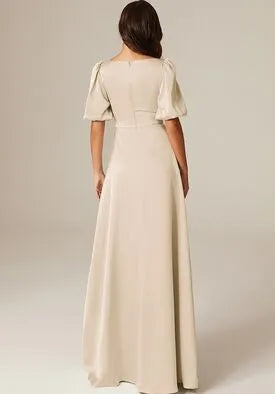 Romantic A-Line Square Neck Puff-Sleeve Zip Back Long Bridesmaid Dresses