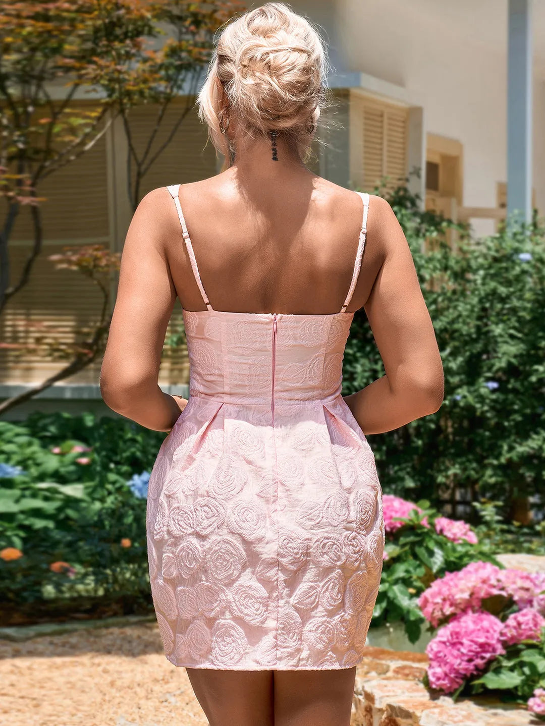 Romantic A-Line Square Neck Spaghetti Strap Solid Back Mini Homecoming Dresses