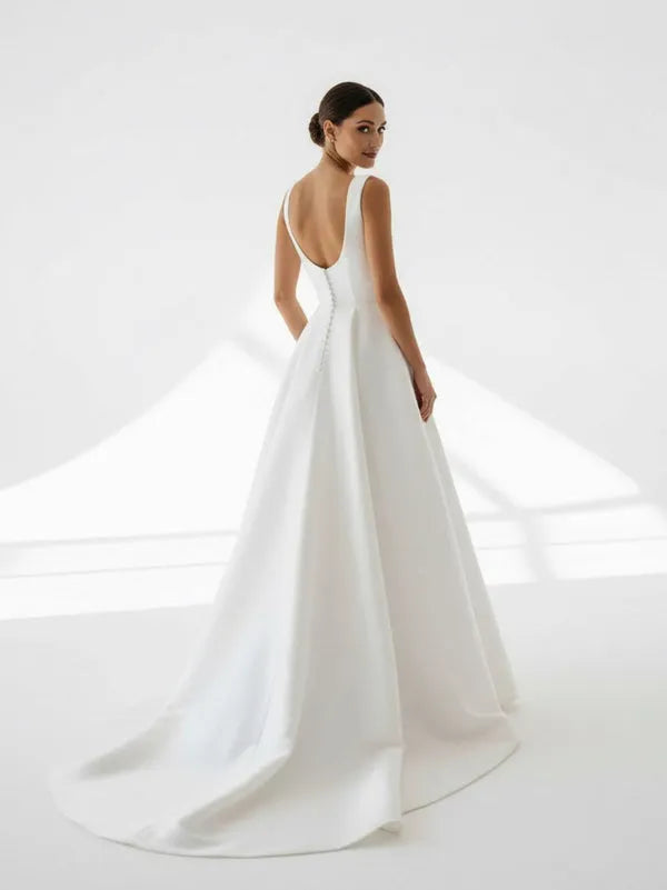 Timeless A-Line Square Neck Sleeveless V-Back Chapel-Train Wedding Dresses